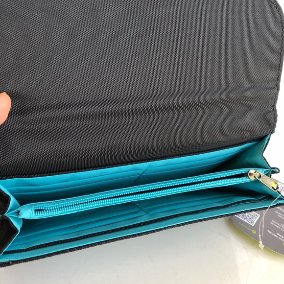 Travelon women’s black wallet - Picture 8 of 8